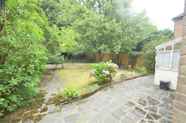 Pangbourne Drive, Stanmore, HA7